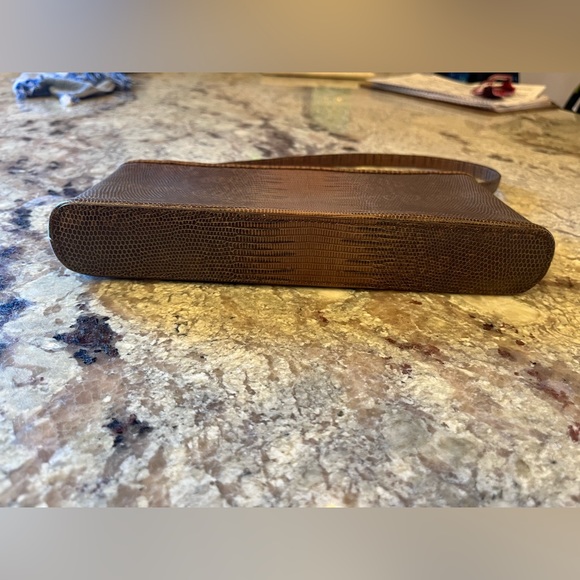 Ann Taylor Small Leather purse - Picture 5 of 5